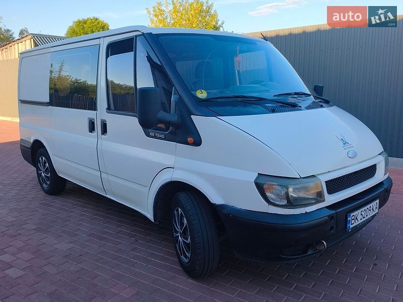Мікровен Ford Transit 2004 в Сарнах