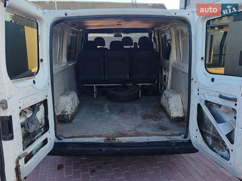 Микровэн Ford Transit 2004 в Сарнах