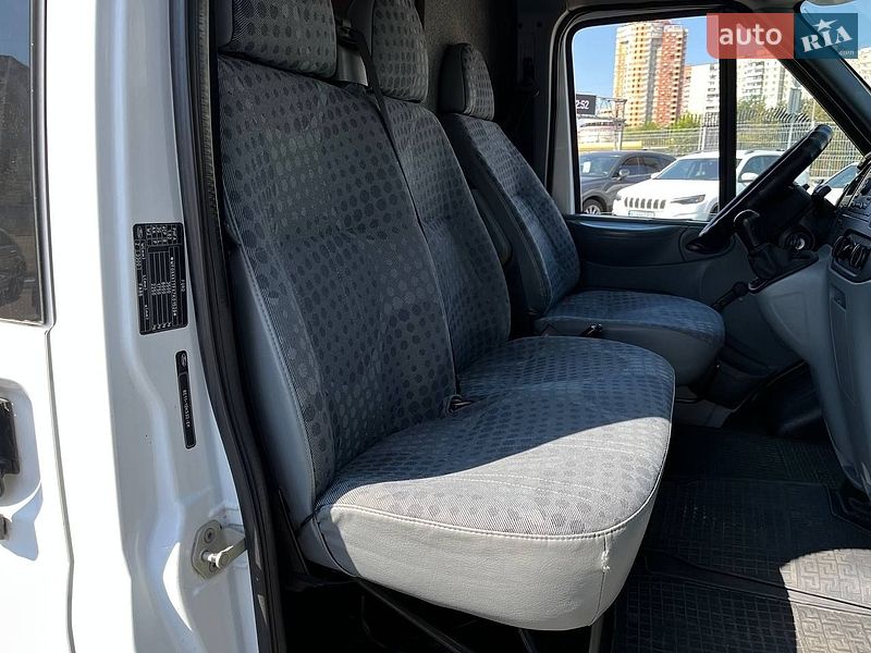 Минивэн Ford Transit 2007 в Киеве