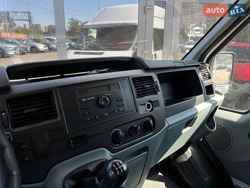 Минивэн Ford Transit 2007 в Киеве