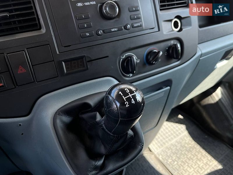 Минивэн Ford Transit 2007 в Киеве