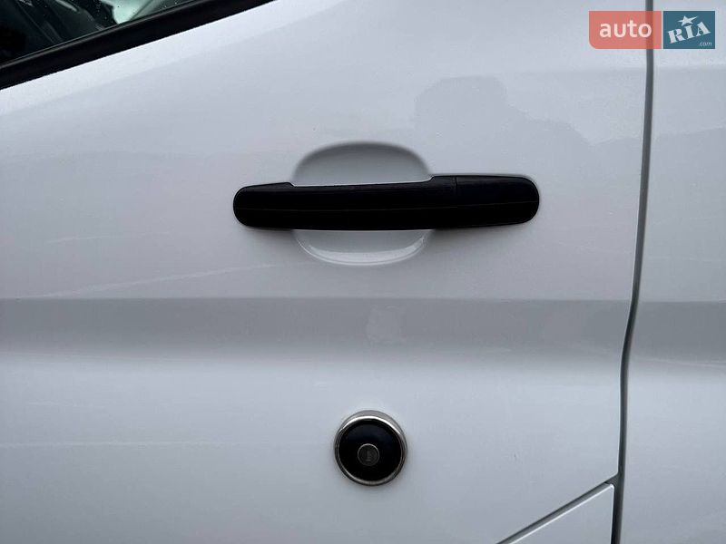 Грузовой фургон Ford Transit 2019 в Киеве