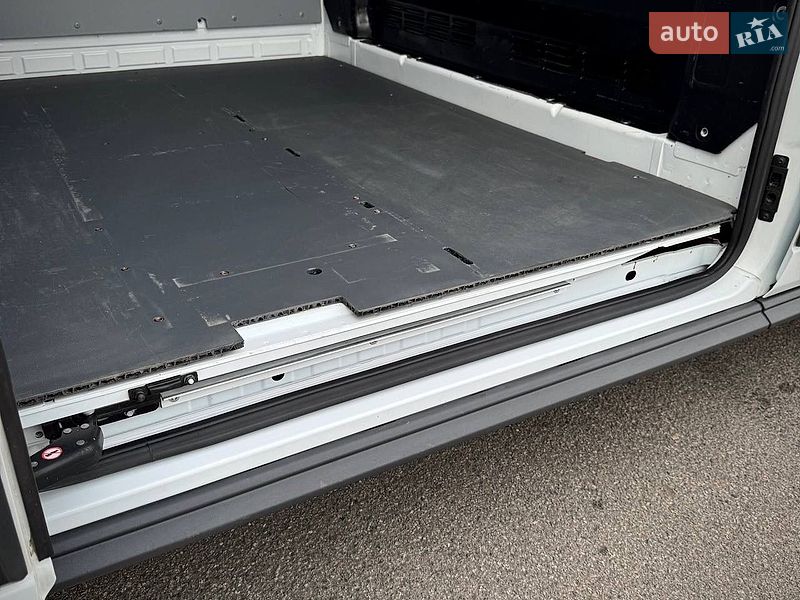 Грузовой фургон Ford Transit 2019 в Киеве