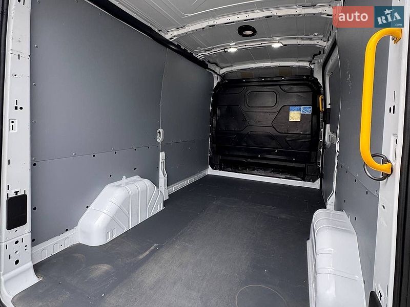 Грузовой фургон Ford Transit 2019 в Киеве