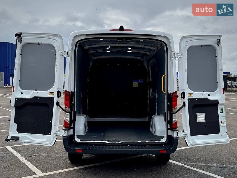 Грузовой фургон Ford Transit 2019 в Киеве