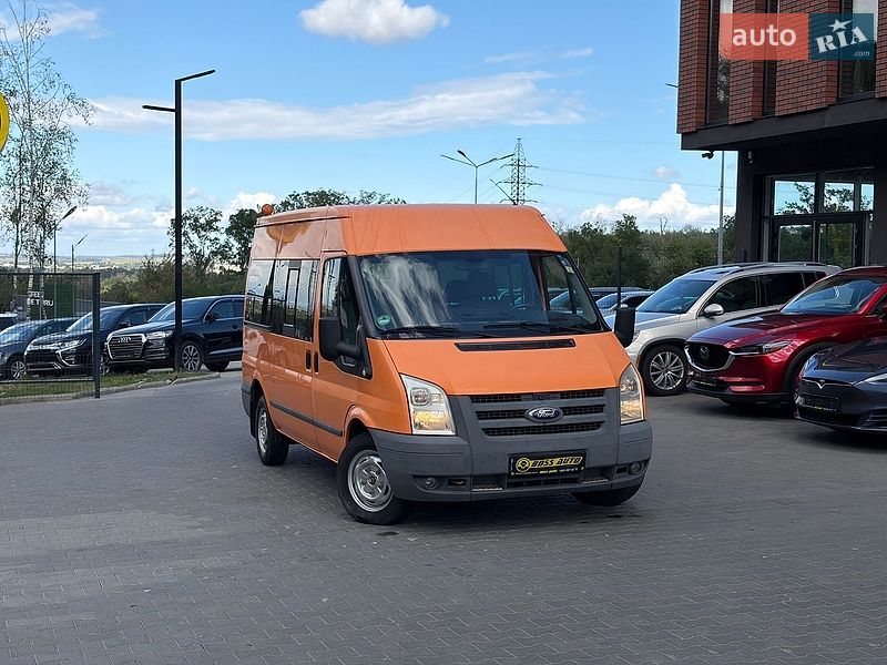 Ford Transit 2011