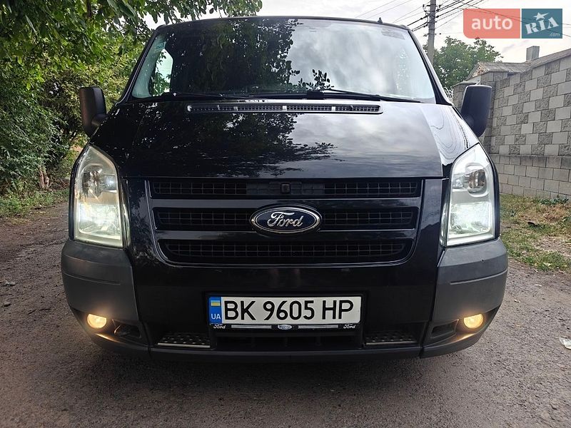 Мінівен Ford Transit 2011 в Рівному