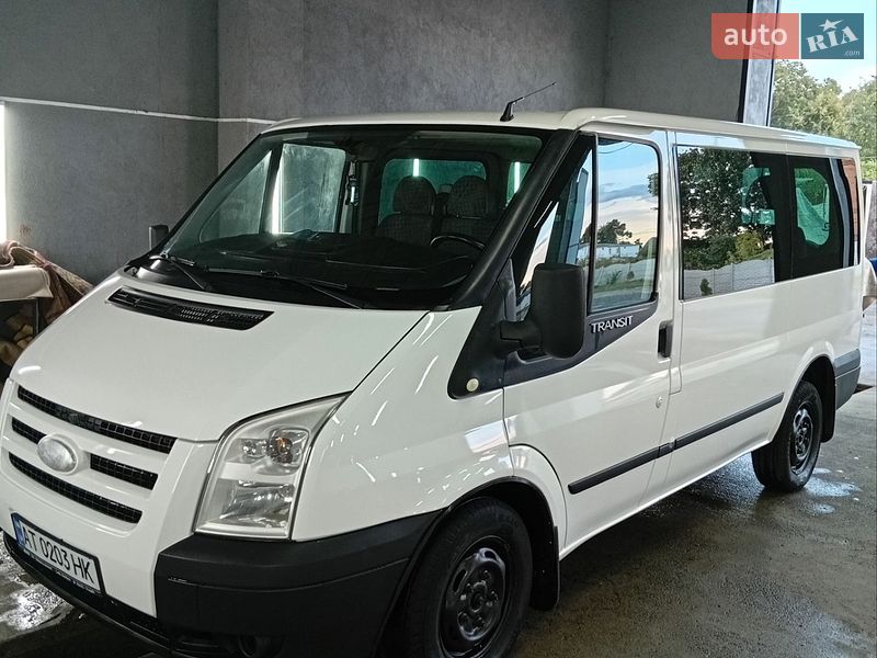 Минивэн Ford Transit 2008 в Гайсине