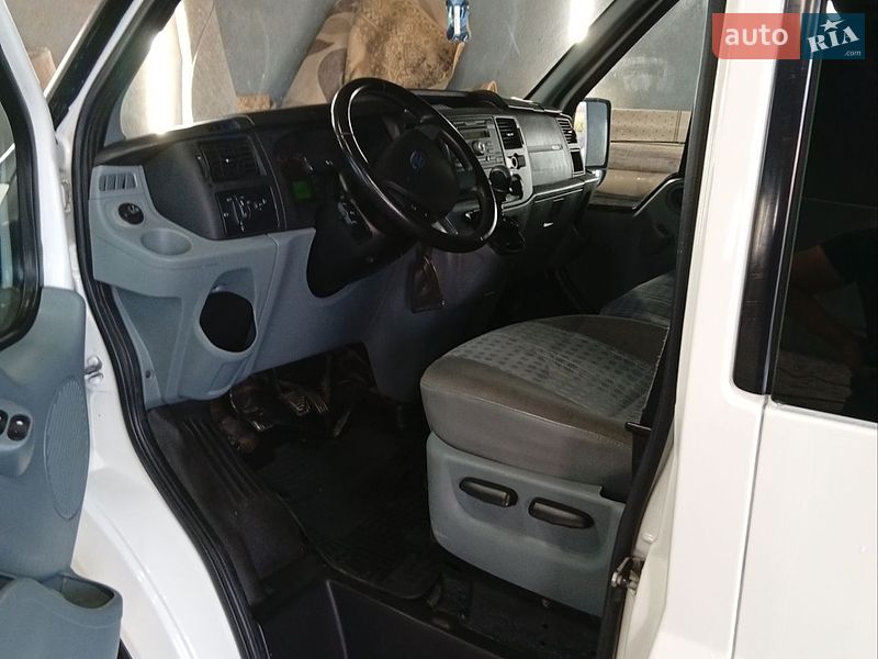 Минивэн Ford Transit 2008 в Гайсине