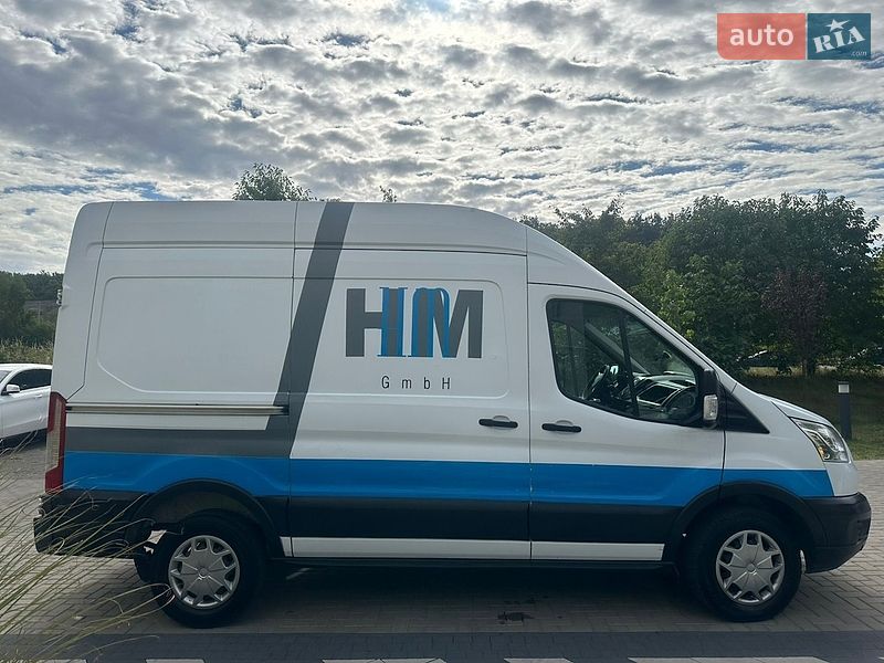 Грузовой фургон Ford Transit 2016 в Львове