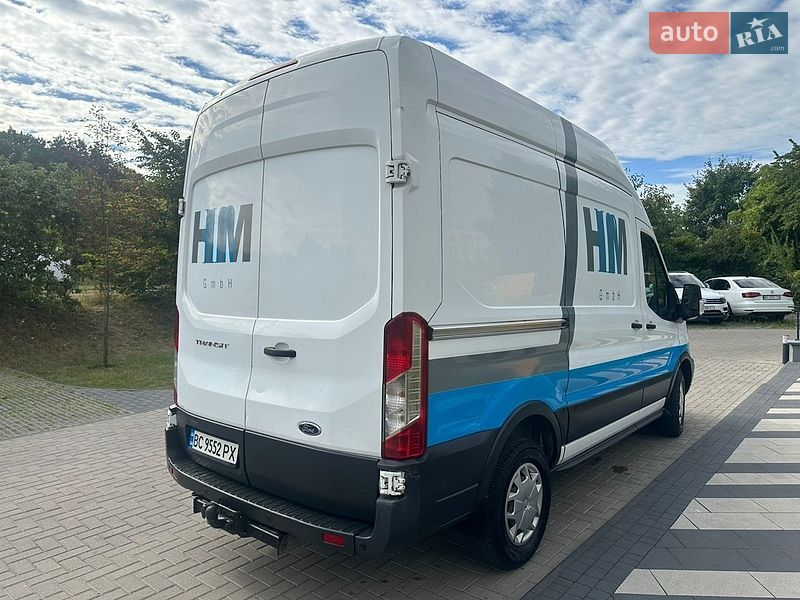 Грузовой фургон Ford Transit 2016 в Львове