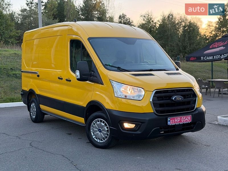 Вантажний фургон Ford Transit 2022 в Ірпені
