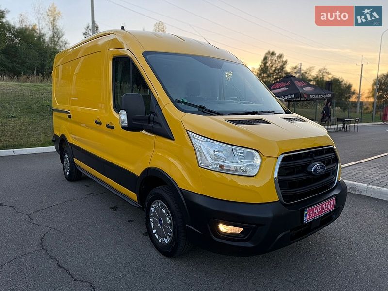 Вантажний фургон Ford Transit 2022 в Ірпені