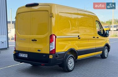 Вантажний фургон Ford Transit 2022 в Ірпені