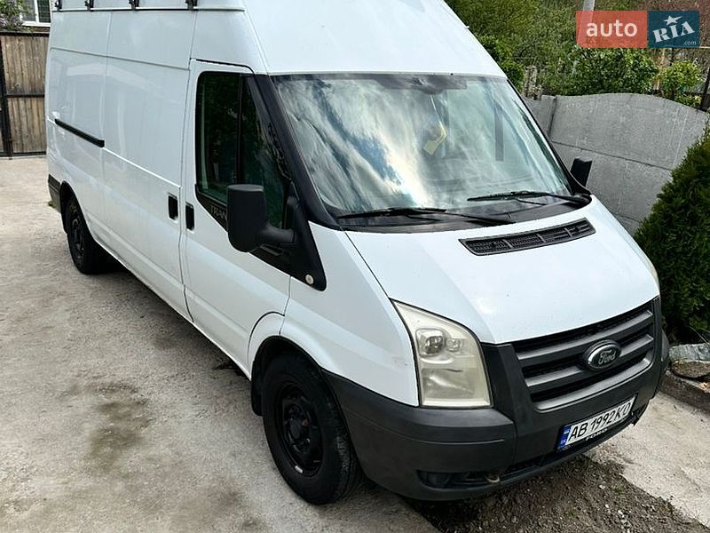 Вантажний фургон Ford Transit 2008 в Гнівані