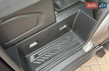 Грузовой фургон Ford Transit 2022 в Киеве