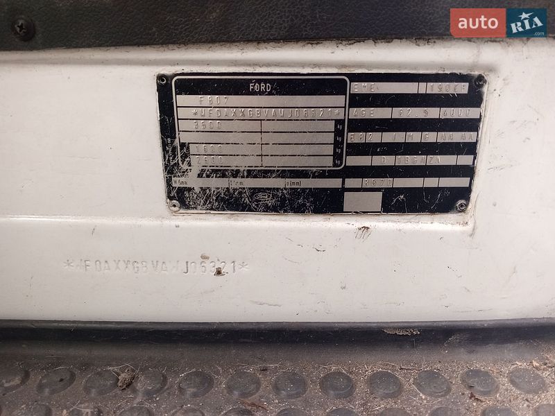 Тентований Ford Transit 1998 в Києві