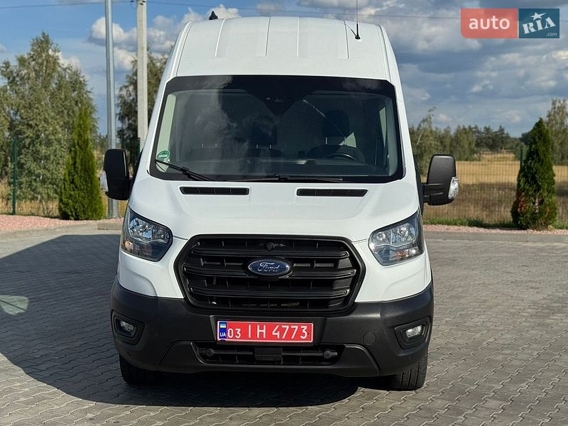 Вантажний фургон Ford Transit 2022 в Бучі