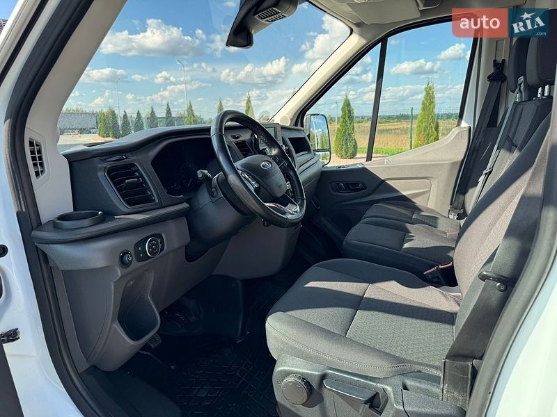 Вантажний фургон Ford Transit 2022 в Бучі