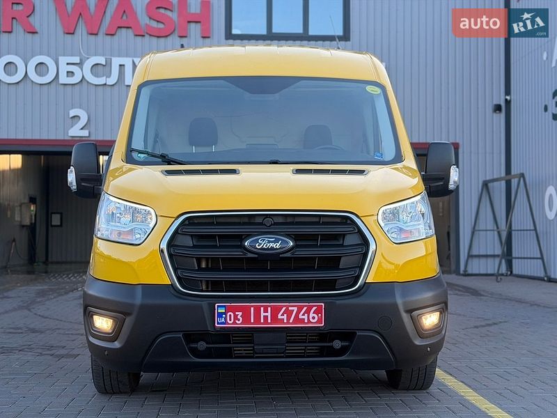 Грузовой фургон Ford Transit 2022 в Буче