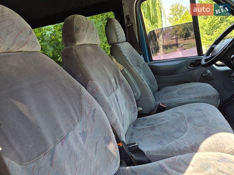 Минивэн Ford Transit 2006 в Черновцах