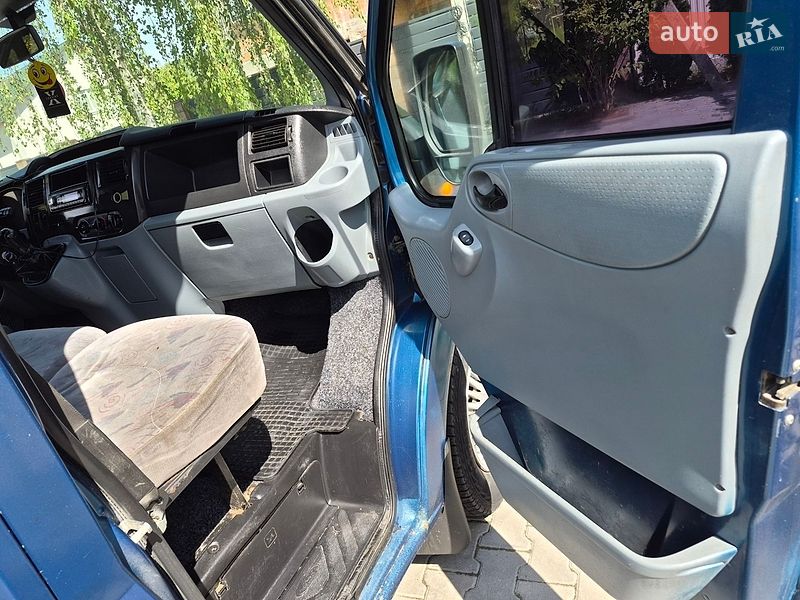 Минивэн Ford Transit 2006 в Черновцах