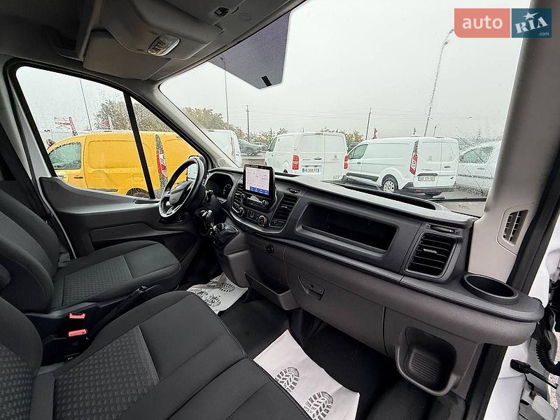 Вантажний фургон Ford Transit 2021 в Вінниці