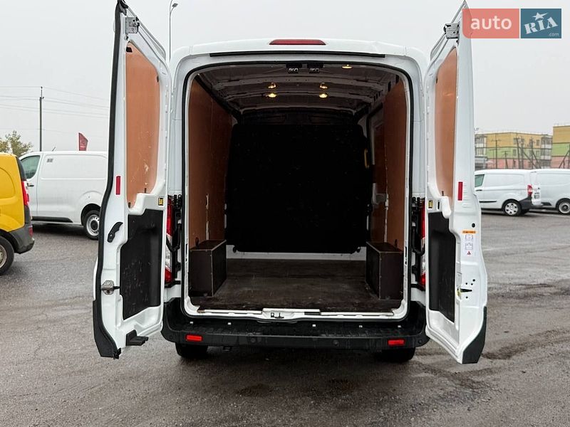 Вантажний фургон Ford Transit 2021 в Вінниці