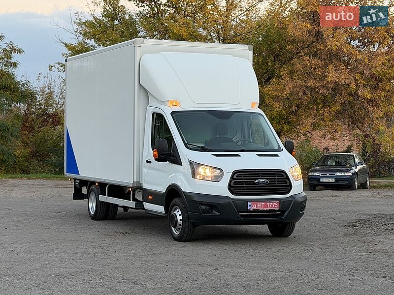 Вантажний фургон Ford Transit 2016 в Дубні