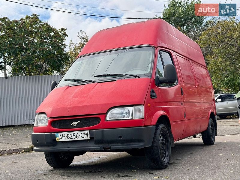 Вантажний фургон Ford Transit 2000 в Одесі
