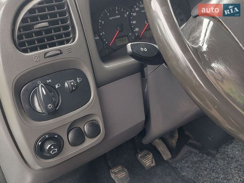 Микровэн Ford Transit 2003 в Сарнах