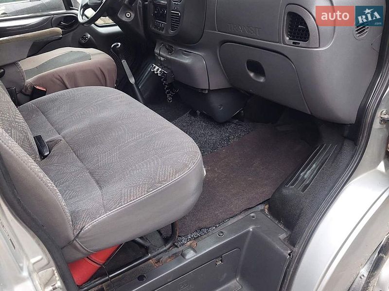 Микровэн Ford Transit 2003 в Сарнах