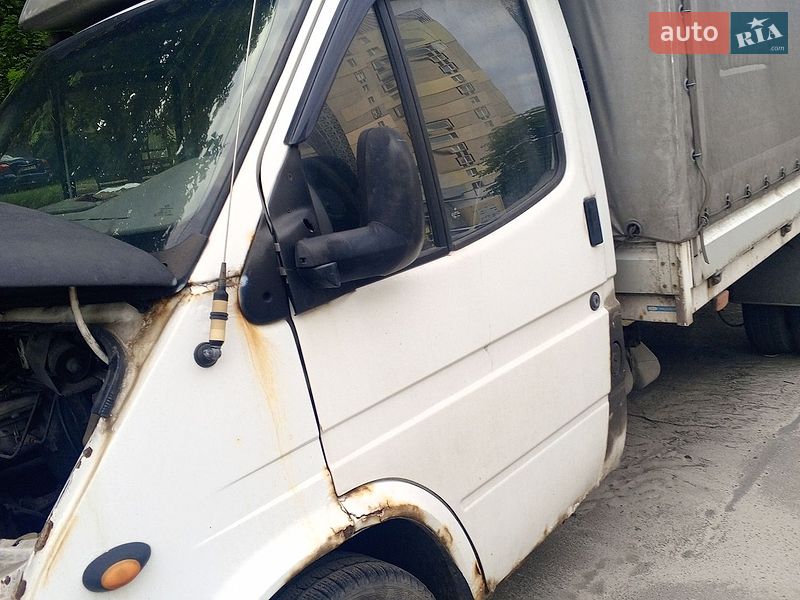 Тентований Ford Transit 1998 в Києві