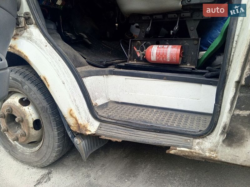 Тентований Ford Transit 1998 в Києві