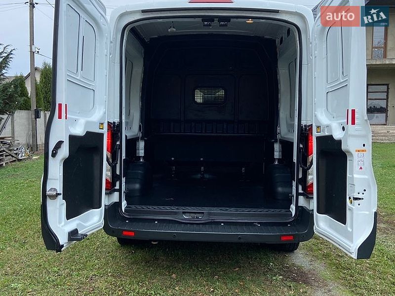 Грузопассажирский фургон Ford Transit 2019 в Дубно