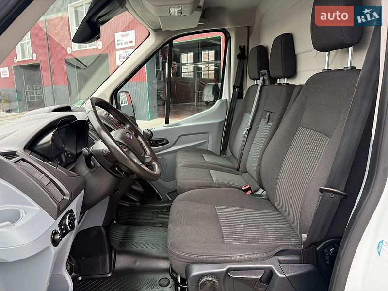 Грузовой фургон Ford Transit 2018 в Дубно