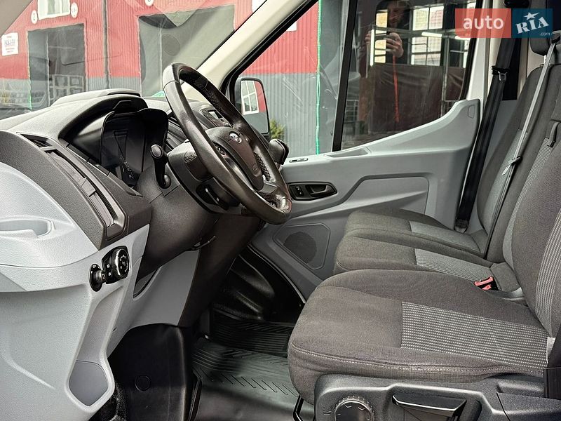 Грузовой фургон Ford Transit 2018 в Дубно
