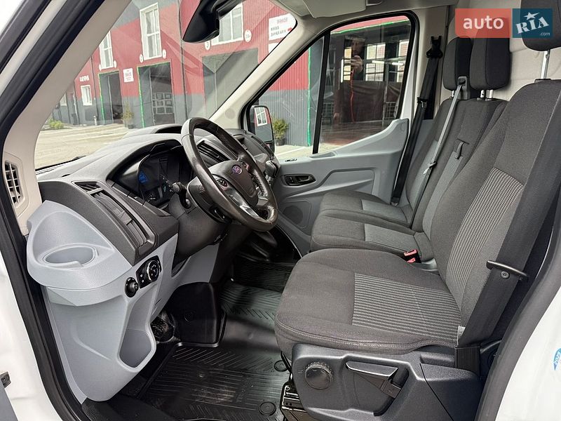 Грузовой фургон Ford Transit 2018 в Дубно