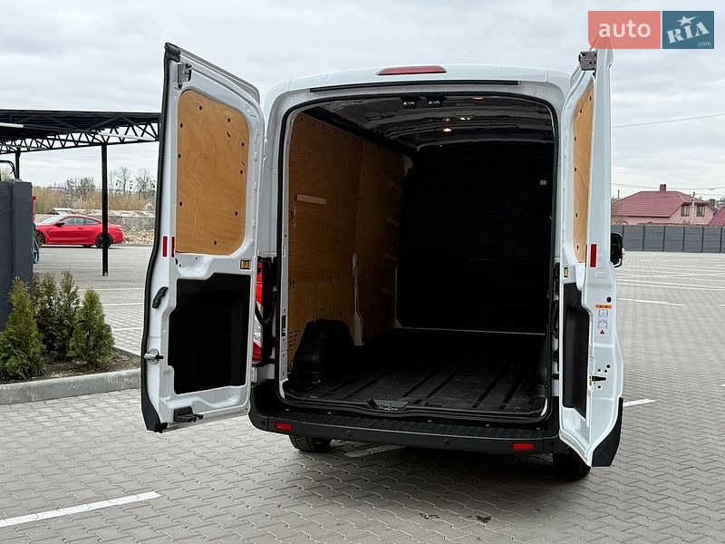 Грузовой фургон Ford Transit 2018 в Дубно