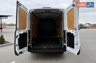 Грузовой фургон Ford Transit 2018 в Дубно