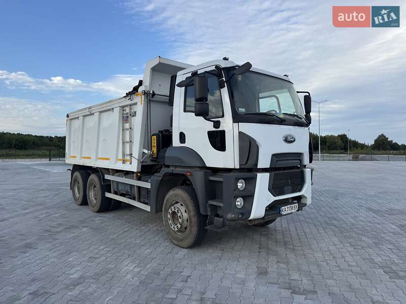 Самосвал Ford Trucks 2021 в Дубно