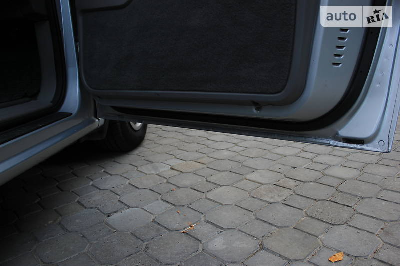 Мінівен Ford Windstar 2003 в Луцьку