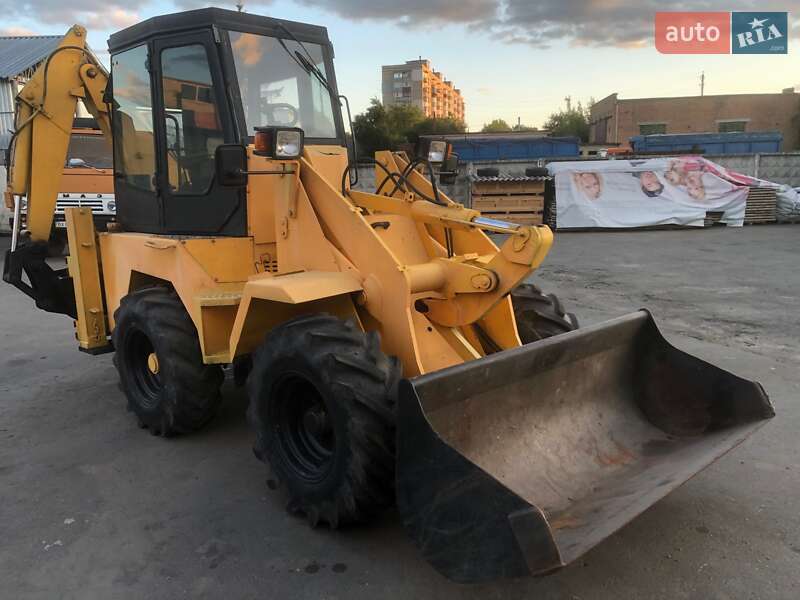 Фронтальні навантажувачі Foredil 40.13 1993 в 