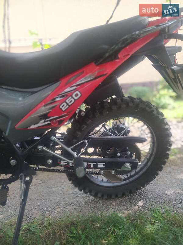 Мотоцикл Кросс Forte Cross 250 2021 в Берегово