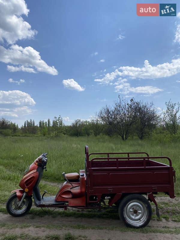 Грузовые трициклы Foton Five Star 2009 в Кременчуге