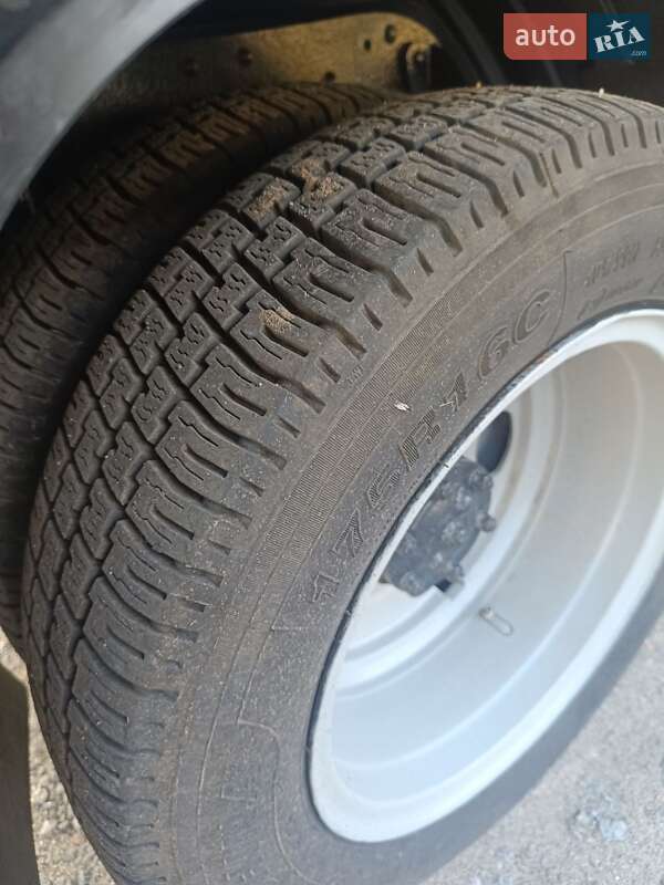 Дом на колесах Foton Forland 2004 в Гнивани