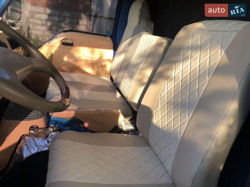 Дом на колесах Foton Forland 2004 в Гнивани