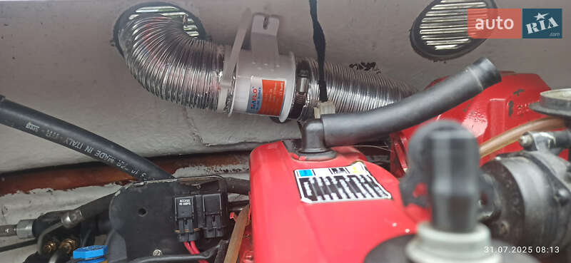 Катер Four Winns Freedom 2003 в Днепре