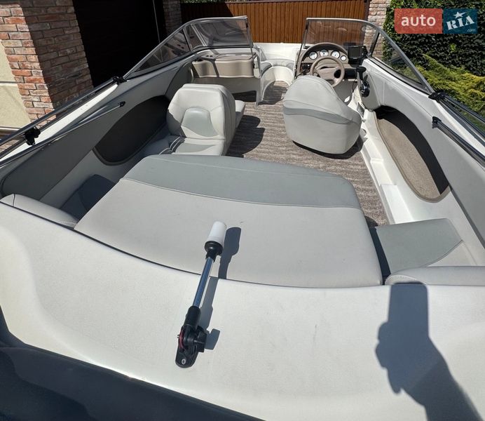 Катер Four Winns H180 2003 в Днепре
