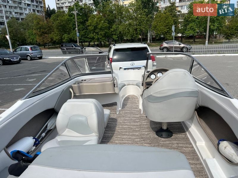 Катер Four Winns H180 2003 в Днепре